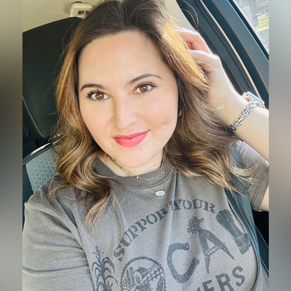 I'M NAYLEA, YOUR POSHER!🥰🩵🛍️